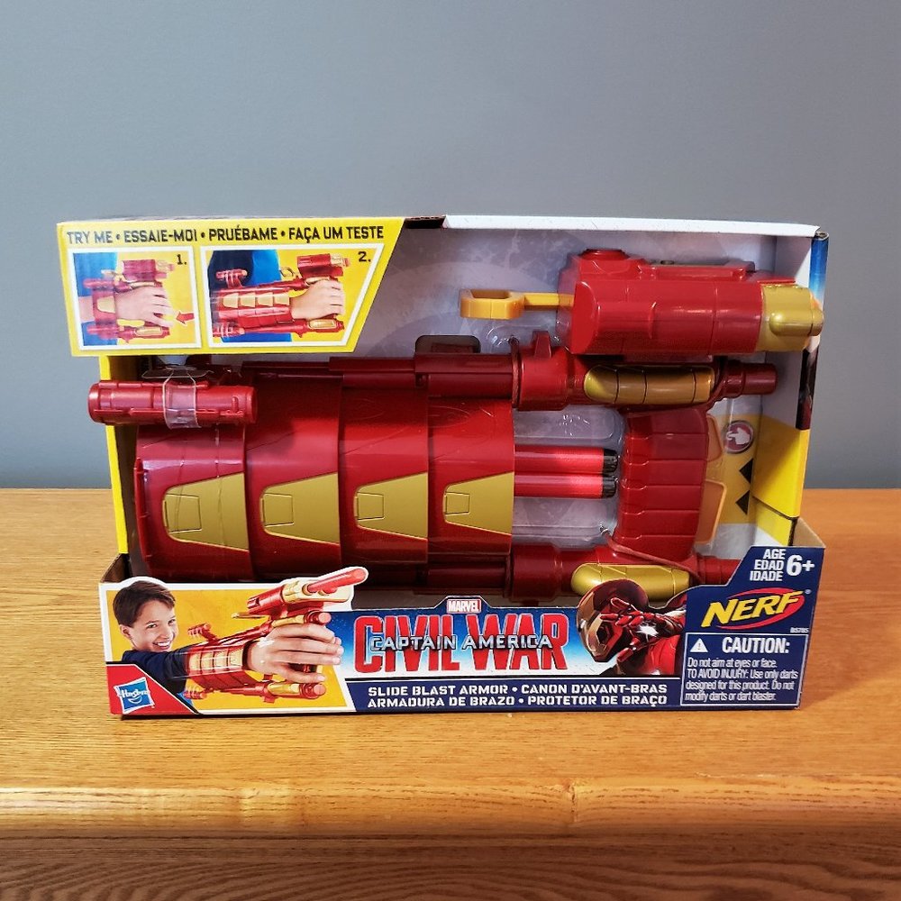 Marvel Iron Man Slide Blast Armor